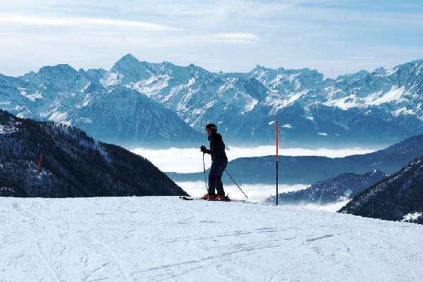 Zoe skiing